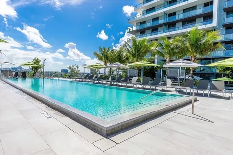 2960 NE 207th Aventura FL 33180