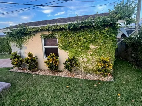 15025 Monroe Street Miami FL 33176