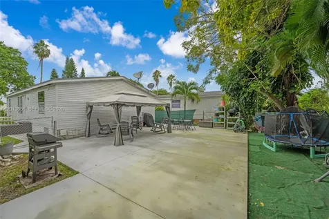19800 SW 180th Avenue # 247 Miami FL 33187