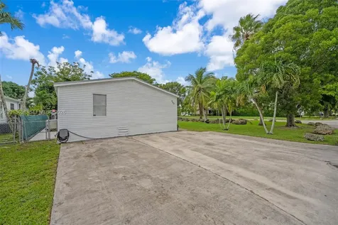 19800 SW 180th Avenue # 247 Miami FL 33187