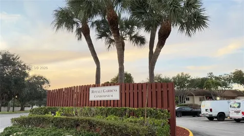 8011 Southgate Boulevard North Lauderdale FL 33068