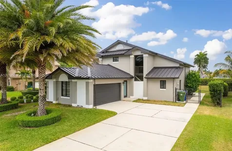19811 NW 8th Street Pembroke Pines FL 33029