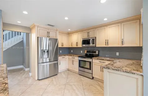 19811 NW 8th Street Pembroke Pines FL 33029
