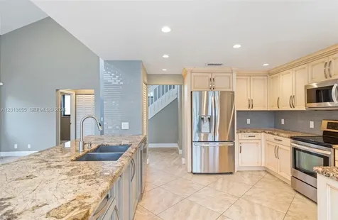 19811 NW 8th Street Pembroke Pines FL 33029