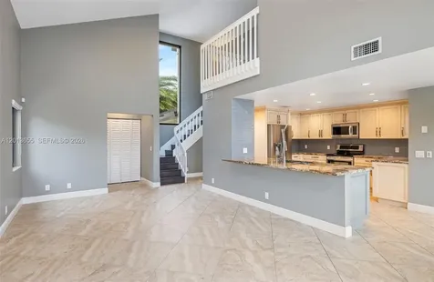19811 NW 8th Street Pembroke Pines FL 33029
