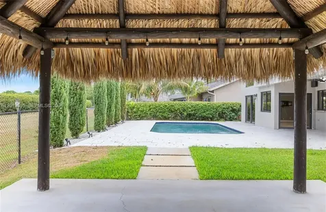 19811 NW 8th Street Pembroke Pines FL 33029