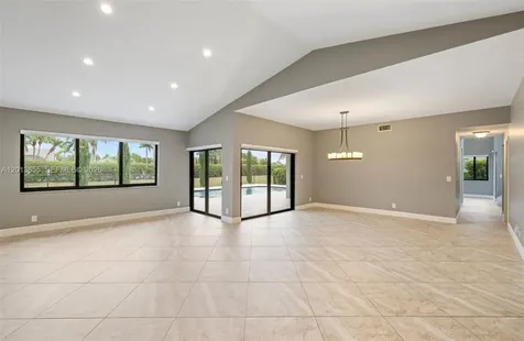 19811 NW 8th Street Pembroke Pines FL 33029