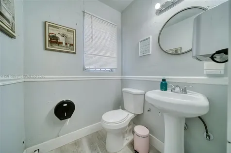 5301 SW 8th Street Miami FL 33134