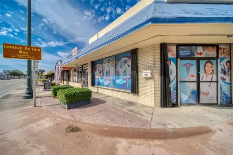 5301 SW 8th Street Miami FL 33134