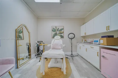 5301 SW 8th Street Miami FL 33134