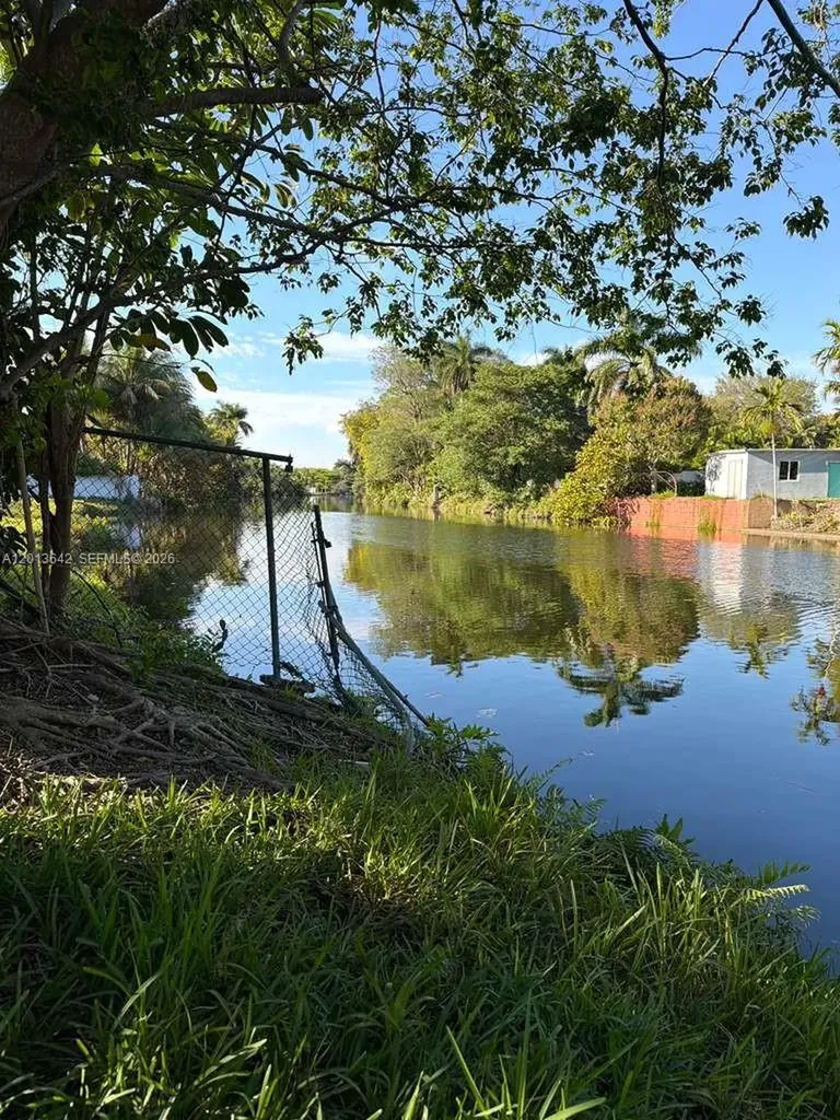 0 NE 125 North Miami FL 33161