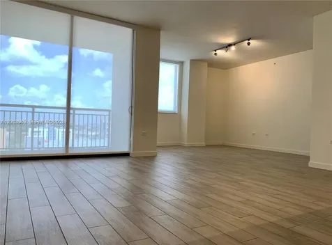 999 SW 1st Avenue Miami FL 33130
