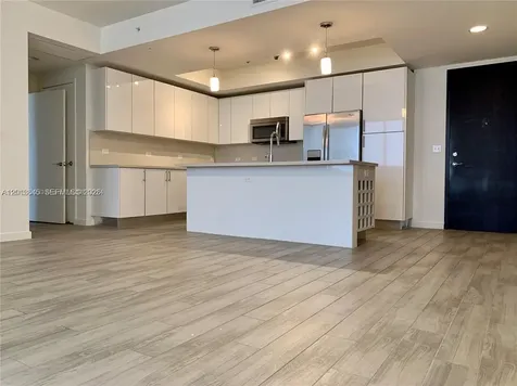 999 SW 1st Avenue Miami FL 33130