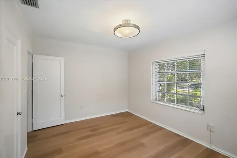 2460 SW 24th Street Miami FL 33145