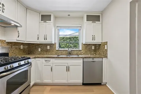 2460 SW 24th Street Miami FL 33145