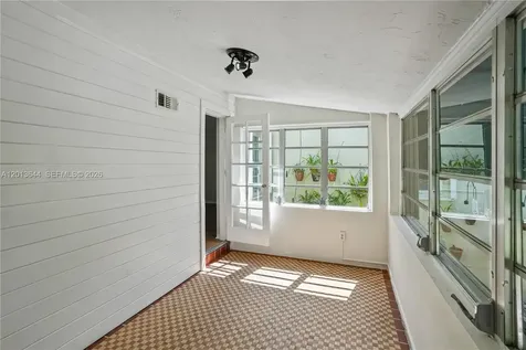 2460 SW 24th Street Miami FL 33145