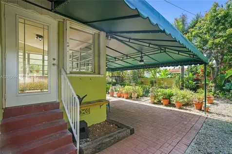 2460 SW 24th Street Miami FL 33145