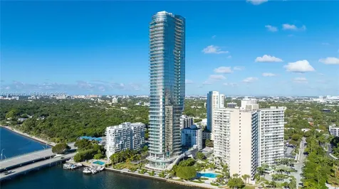 175 SE 25th Road Miami FL 33129