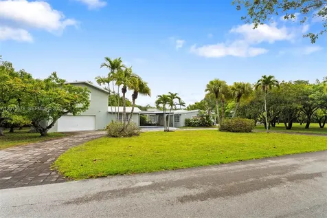 10851 SW 68th Avenue Pinecrest FL 33156