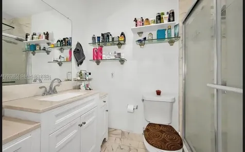 5820 W 18th Lane Hialeah FL 33012