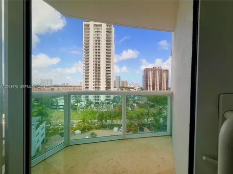 19400 Turnberry Way Aventura FL 33180