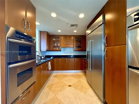 19400 Turnberry Way Aventura FL 33180
