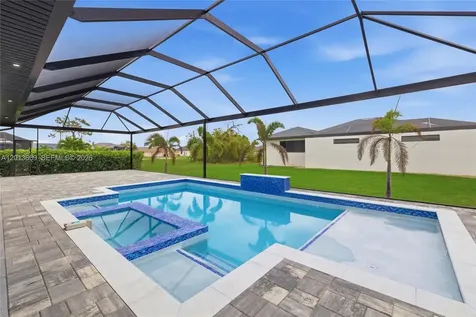 1730 SW 38th Lane Cape Coral FL 33914