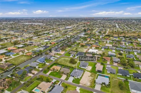 1730 SW 38th Lane Cape Coral FL 33914