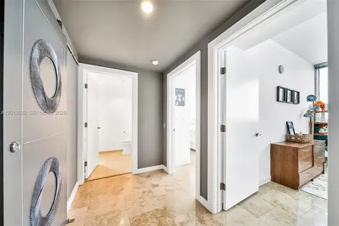 7929 West Drive North Bay Village FL 33141