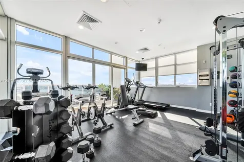 7929 West Drive North Bay Village FL 33141