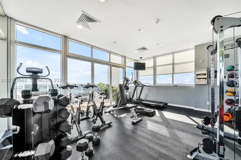 7929 West Drive North Bay Village FL 33141