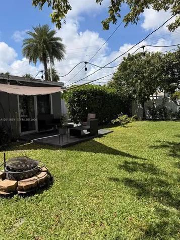1001 NE 10th Street Hallandale Beach FL 33009
