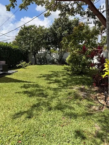 1001 NE 10th Street Hallandale Beach FL 33009