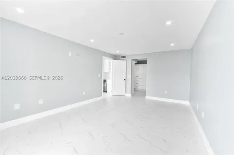 2851 NE 183rd Street Aventura FL 33160