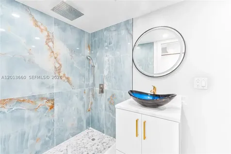 2851 NE 183rd Street Aventura FL 33160