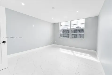 2851 NE 183rd Street Aventura FL 33160