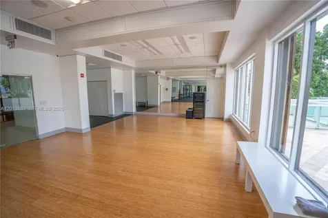 2851 NE 183rd Street Aventura FL 33160