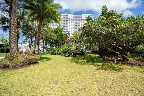 2851 NE 183rd Street Aventura FL 33160
