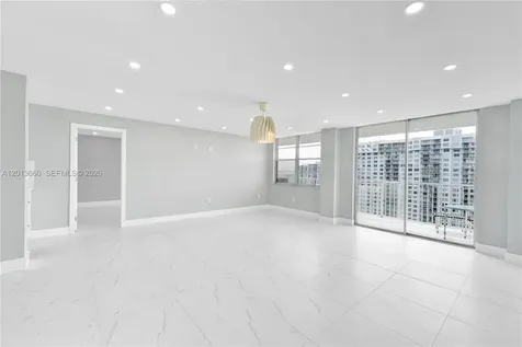 2851 NE 183rd Street Aventura FL 33160