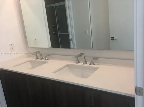 488 NE 18th Street Miami FL 33132