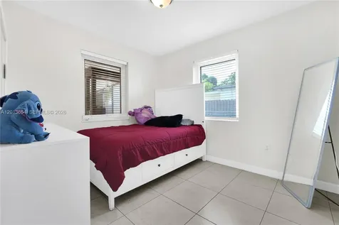 9425 NW 36th Avenue Miami FL 33147
