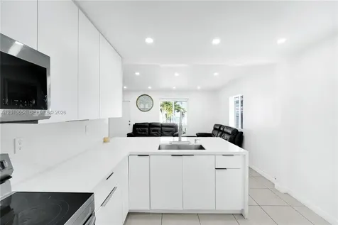 9425 NW 36th Avenue Miami FL 33147