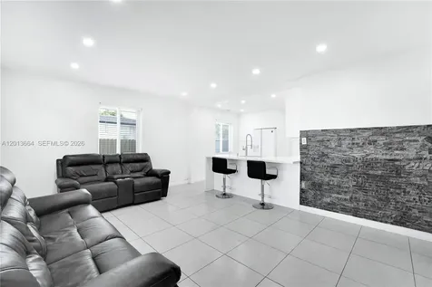 9425 NW 36th Avenue Miami FL 33147