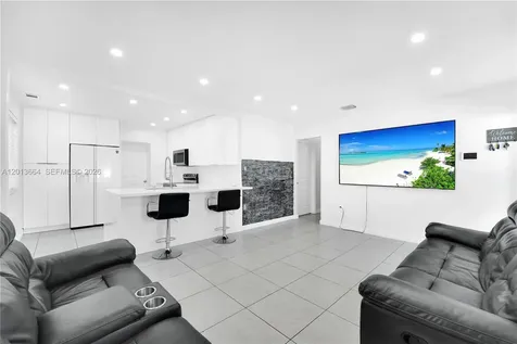 9425 NW 36th Avenue Miami FL 33147