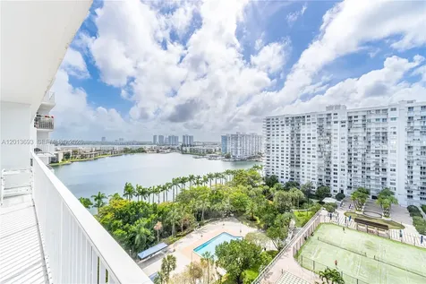 2851 NE 183rd Street Aventura FL 33160