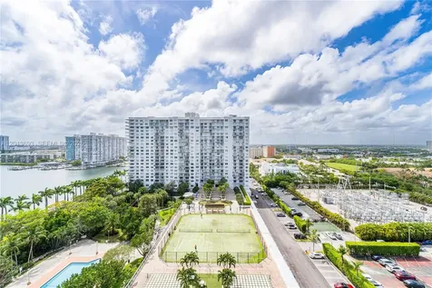 2851 NE 183rd Street Aventura FL 33160