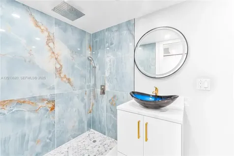 2851 NE 183rd Street Aventura FL 33160
