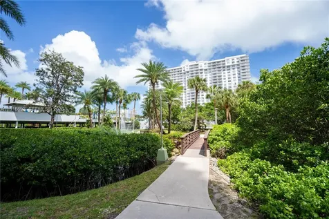 2851 NE 183rd Street Aventura FL 33160