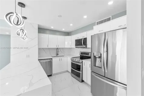 2851 NE 183rd Street Aventura FL 33160