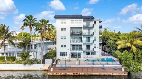 2455 Flamingo Drive Miami Beach FL 33140